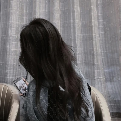 美女看不到脸头像图片