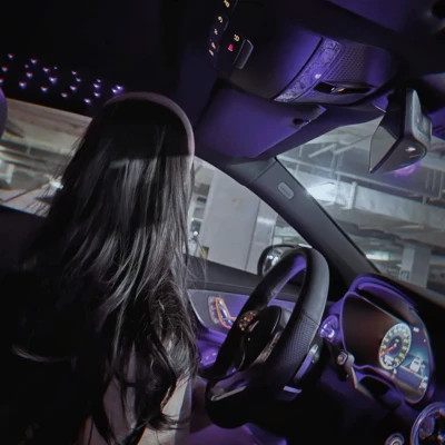 美女看不到脸头像图片