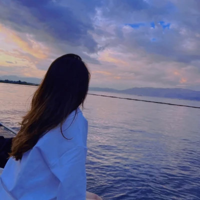 美女看不到脸头像图片