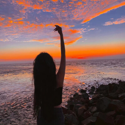 唯美有意境有内涵的头像女