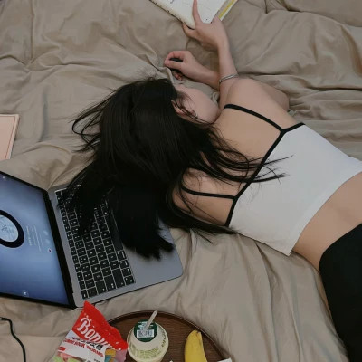 唯美有意境有内涵的头像女
