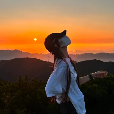 唯美有意境有内涵的头像女