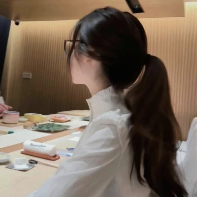 唯美有意境有内涵的头像女