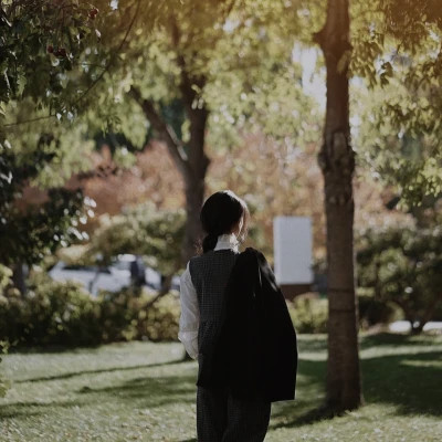 绝美女生唯美意境头像图片