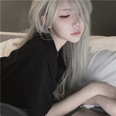 精选好看又EMO的头像