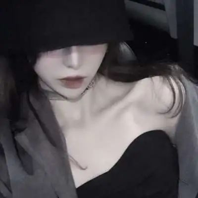 精选好看又EMO的头像