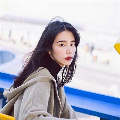 好看又EMO的头像