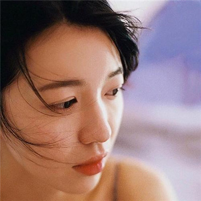 好看又EMO的头像