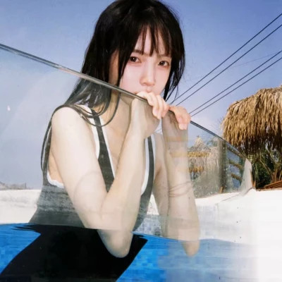 emo女生头像图片