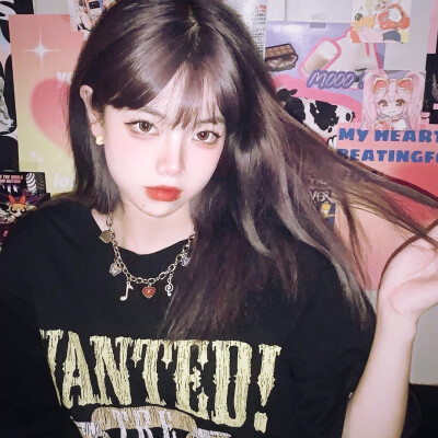 emo女生头像图片