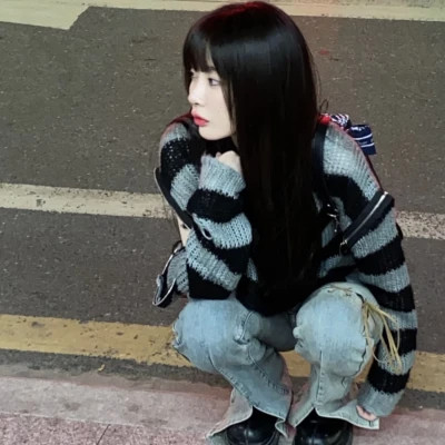 emo女生头像图片
