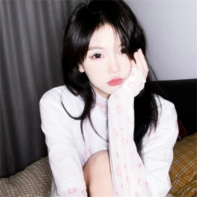 emo女生头像图片