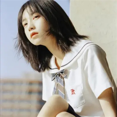emo女生头像图片
