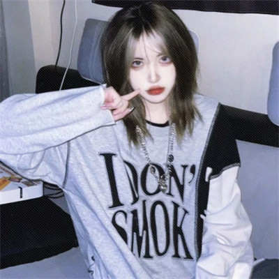 emo女生头像图片