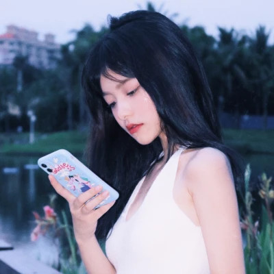emo女生头像图片