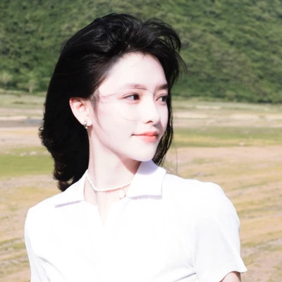emo女生头像图片