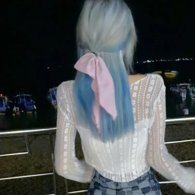 emo女生头像图片