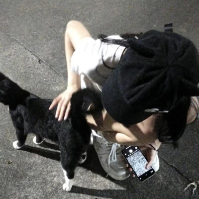 emo感满满的女生头像图片