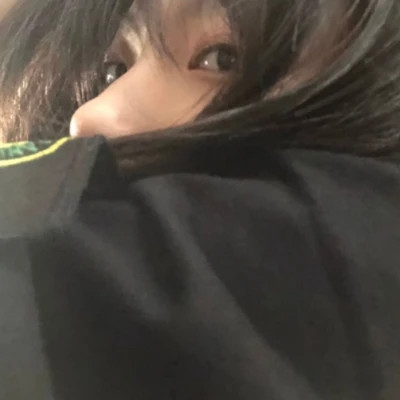 emo感满满的女生头像图片