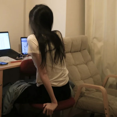emo感满满的女生头像图片