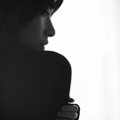 女生emo感拉满的头像图片