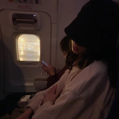 女生emo感拉满的头像图片