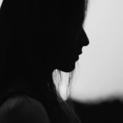 女生emo感拉满的头像图片