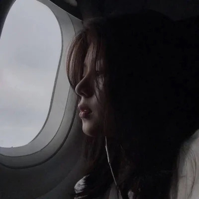 女生emo感拉满的头像图片