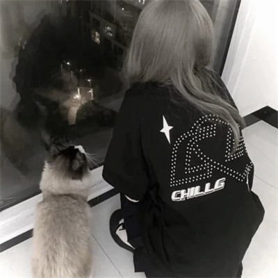 女生emo感拉满的头像图片
