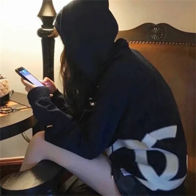 女生emo感拉满的头像图片