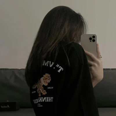 女生emo感拉满的头像图片