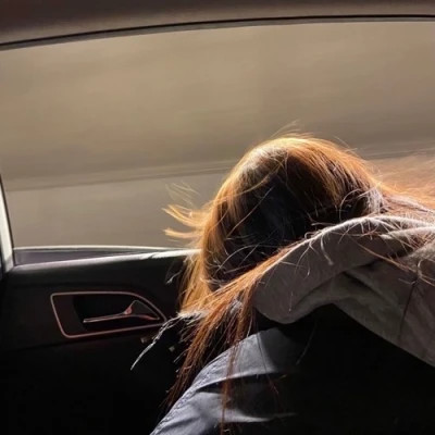 女生emo感拉满的头像图片