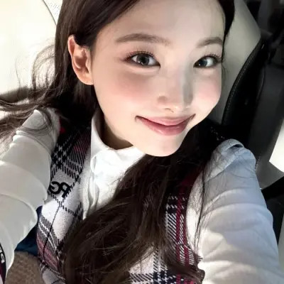 KPOP必备头像图片