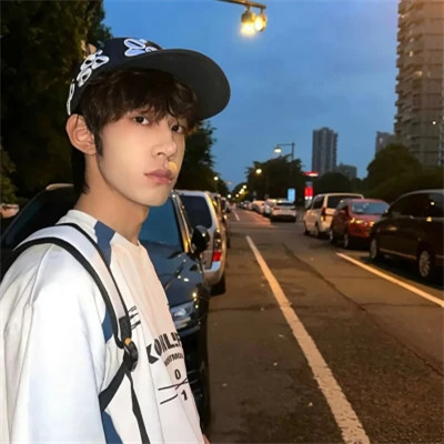 独特风格男生头像