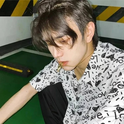 独特风格男生头像