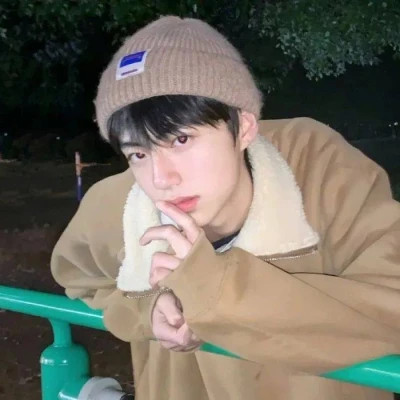 独特风格男生头像