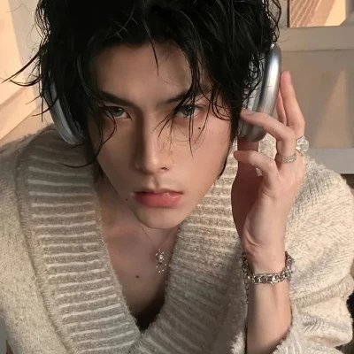独特风格男生头像