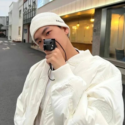 高质量男生头像图片