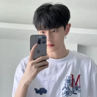 高质量男生头像图片