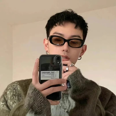个性鲜明的男生头像图片