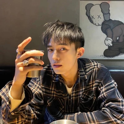 个性鲜明的男生头像图片