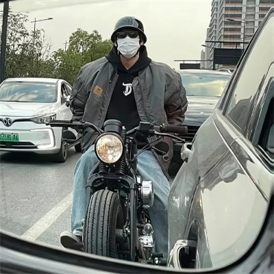 个性鲜明的男生头像图片