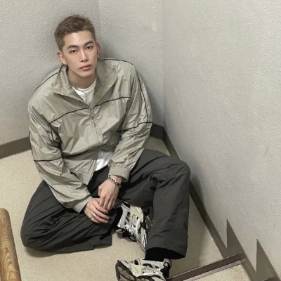 帅哥照片真人头像