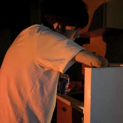 超好看男生头像