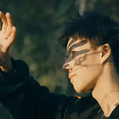 超好看男生头像