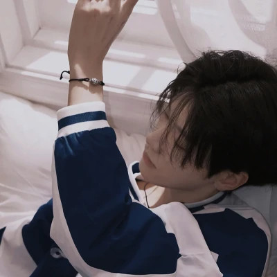 超好看男生头像