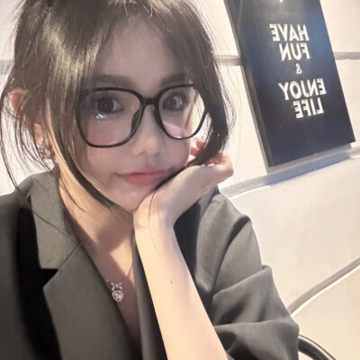 女生头像精选高清图片