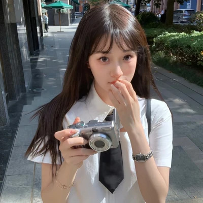 最新最热女生头像