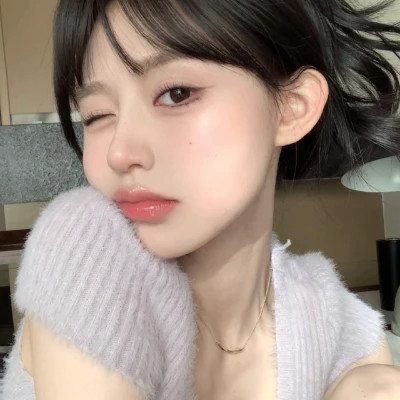 最新最热女生头像