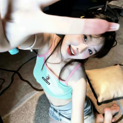 最新最热女生头像